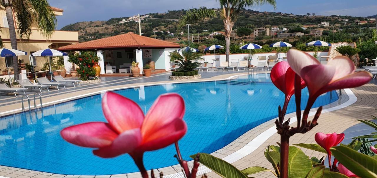 Hotel Damanse Santa Domenica  Dış mekan fotoğraf